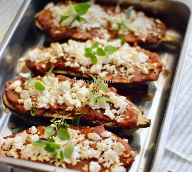 Aubergine met feta en tomaat uit de oven